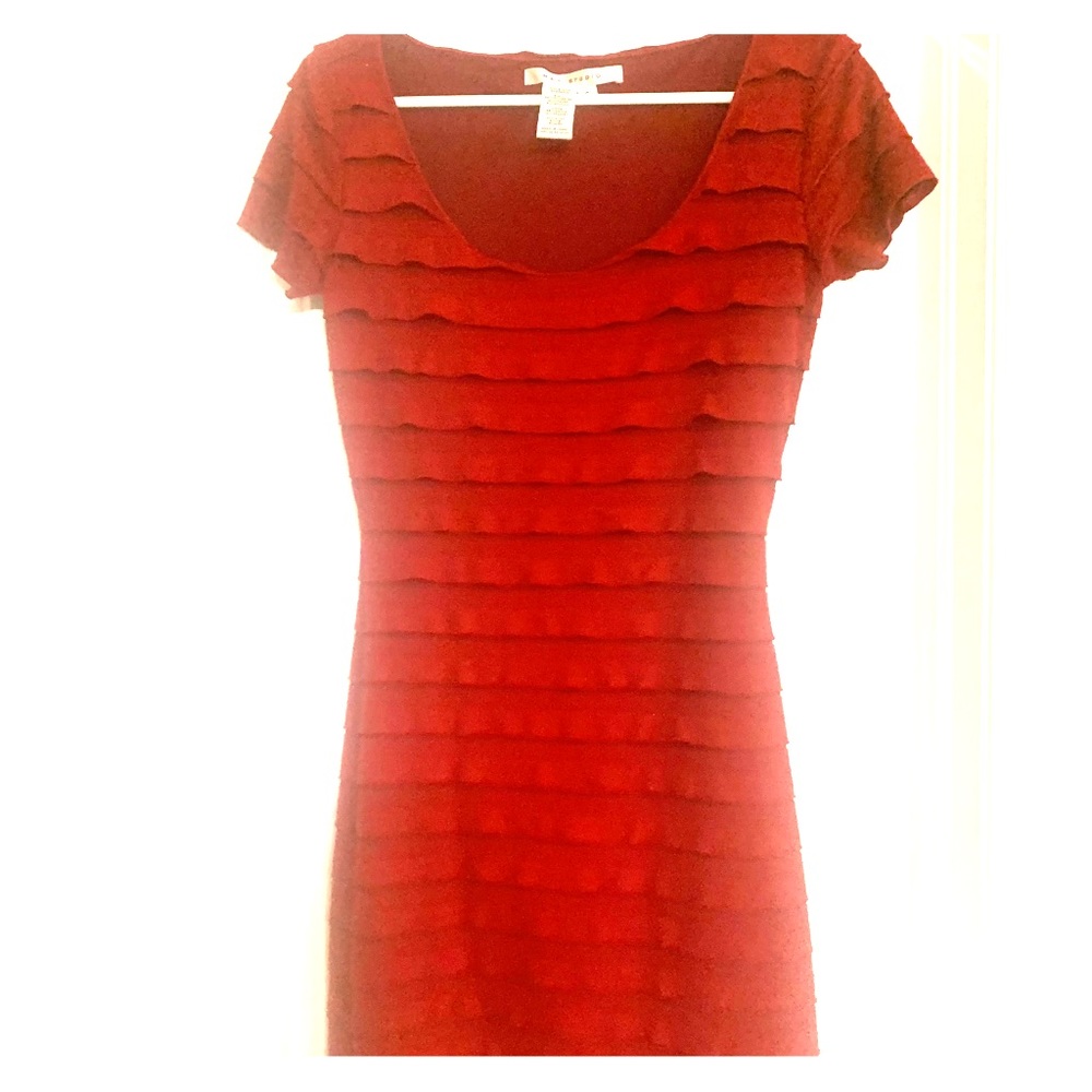 Red max studio dress